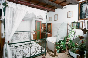 IFIGENIA TRAD.ROOMS IN OLDTOWN BY.MARIOS